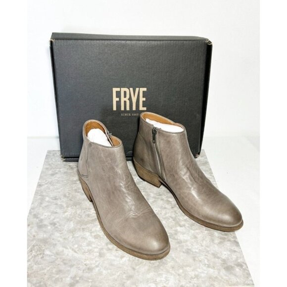 Frye Women's Leather Carson Piping Bootie in Graphite - Sz 10 M - PreOwned - Picture 1 of 13